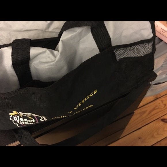 Gym bag by Planet Fitness - Picture 4 of 5